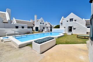At The Beach House - Struisbaai - 6