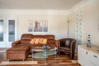 Haus Godewind Ferienwohnung 10 mit Balkon und Strandkorb - Binz - 2