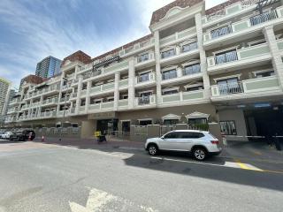 Homes2Retreat - Serene 2BR Getaway with Stunning Views - 2