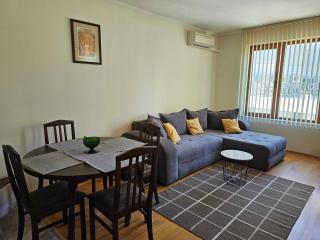 Leisurely Stay by the Sea Garden 1-BDR Apartment by Flat Mаnager - 0