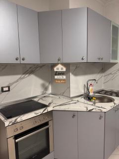 Sea Breeze Apartment - Durrës - 8