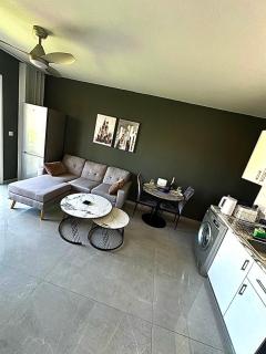 K15 Luxe Oasis Retreat - 3 Minute Drive to Beach - Paphos - 9