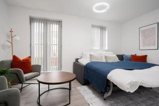 Freshly Renovated 4-bed 3 Floors Free Parking - Liverpool - 6