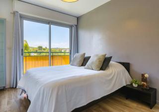 Appart 2 ch Vue Mer & Montagne, Terrasse, Parking - Antibes - 4