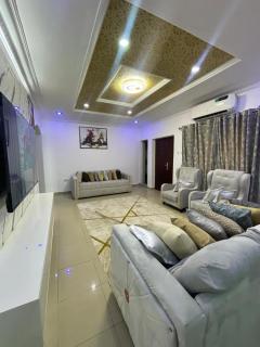 Tastefully furnished 3bedrooms with snooker and pool - Abuja - 9