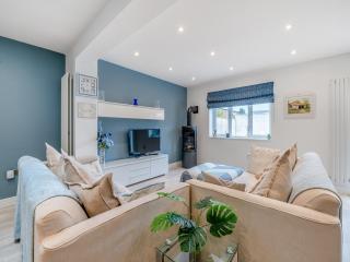 Queensway - Scarborough - 7