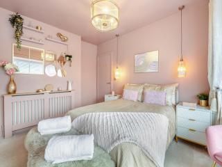 Queensway - Scarborough - 1