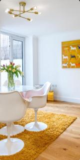 Niru Experience Stylish Garden Getaway - Londra - 0