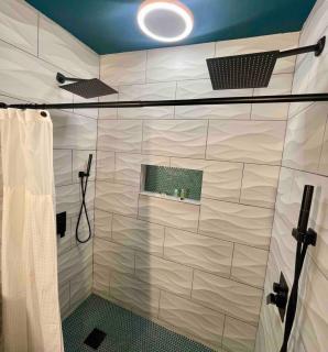 2317 w Pool! Hideaway Guest House w King Bed! - Galveston - 2