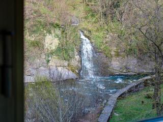 RIVER HOUSE IN THE MOUNTAINS - with Wi-Fi - Pianosinatico - 0
