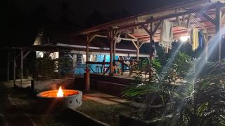 The Ridge Surf Lodge - Biha - 9