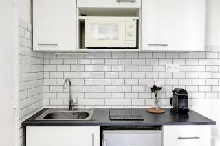 Cozy Stay Near Eiffel Tower & Invalides & Seine - Paris - 1