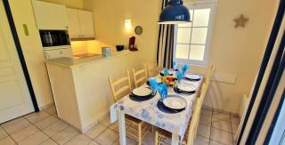 "LE BOCAGE VENDEEN" Maison 6 personnes, dans résidence privée, village vacances, au coeur d'un golf 18 trous, accès piscines gratuit - Talmont - 5