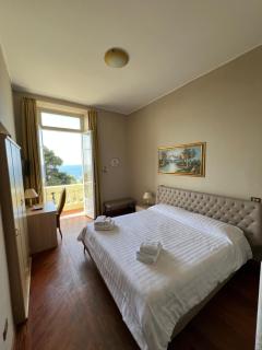 Hotel Petit Royal - Ospedaletti - 3