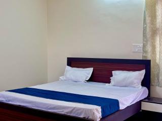 Sunset luxury Private Farmhouse - Gurgaon - 2