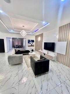 Tastefully furnished 4 bedrooms available at mabuchi - Abuja - 0