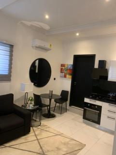 Modern Elegant yet Economic One Bedroom Get away - Accra - 9