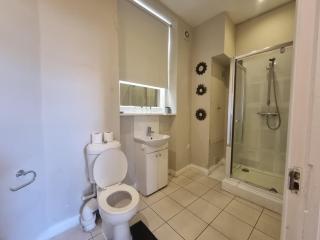 A1-1 Bed Ground Floor Flat in Elephant Castle - Londra - 1