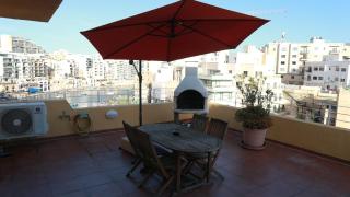 Penthouse Shared Stay - St Julian's - 5