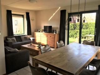 Lovely holiday home with private barbecue - Breskens - 3