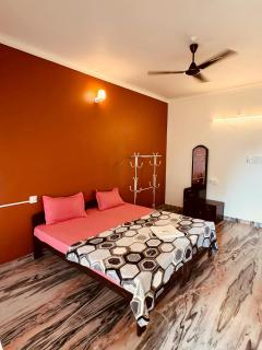 beach view balcony resort by hello varkala - Varkala - 2