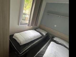 La Réserve 4 étoiles emplacement 445B 3CH 1SDB 8 personnes - Gastes - 4