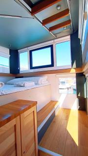 Casa Flotante en el Puerto de Vigo - Different Charter - 9