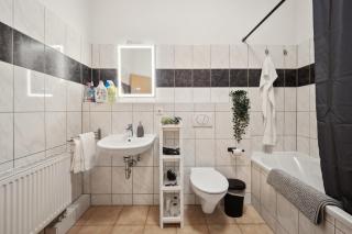 Helle Altbauwohnung 3 Zimmer & Balkon - Nahe TU & Zentrum - Dresda - 3