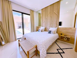 villa Elyssa! Modern Comfort & Pool & Hammam - Marrakesh - 5