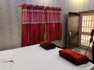 Inn RKM Ram mandir 200 meetar - Ayodhya - 2