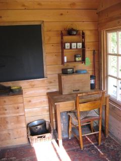 Lovely Farm Cabin Incredible for Animal Lovers in East Meredith, New York - East Meredith - 3