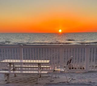 Updated Ocean View Condo Steps from the Beach, Stunning Sunsets & Gulf Swims Await - Indian Rocks Beach - 0