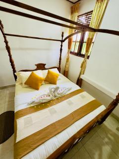 The Travellers Rest - Katunayake - 1