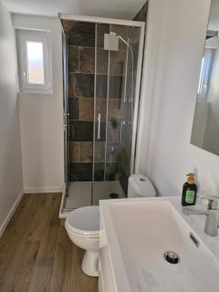 Gite Le Zénith - 3 chambres, 3 salles de bain - proche CNPE et PIPA - Lagnieu - 2