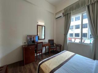 Hotel O Atari Inn - 2