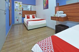 Super OYO 768 Fajar Baru Boutique Hotel - Kuala Terengganu - 1
