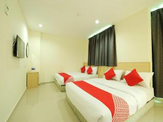 OYO 1055 Batu Caves Star Hotel - Batu Caves - 9