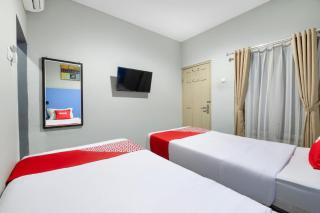 Hotel O Prambanan Near Prambanan Temple - 2
