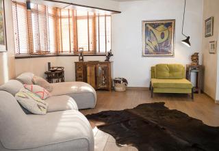 Modern Comfort & Vintage Charm with Panoramic View by Flat Mаnаger - 5