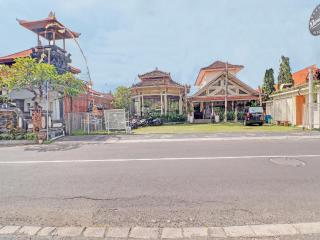 Townhouse Oak Signature Hotel - Sanur - 5