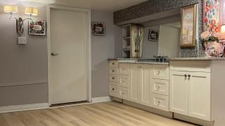 Renovated 2 Queen Beds Unit with Private Kitchen and Bathroom Near Yonge Street Basement - Richmond Hill - 4