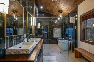 Reflections cabin - 7