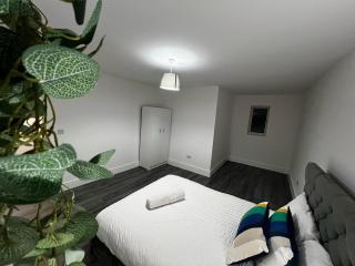 Modern House in Luton - Upper Sundon - 6