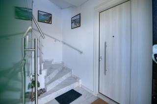 Xeno Bayview Apartment Salamina - Salamina - 4