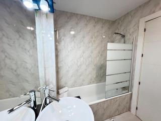 PUSHE Village Albolote Business & Culture - 3