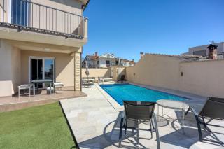 Villa Queen Jelena - Happy Rentals - Galižana - 0