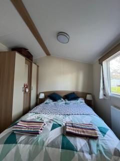 Beachlands - Porchfield - 1