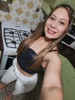 Isabel - - 4