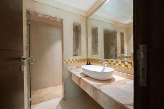 Luxe Spacious 1 BR apartment - Dubai - 1