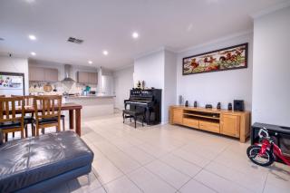 Warm and romantic cottage-ON - Tarneit - 7
